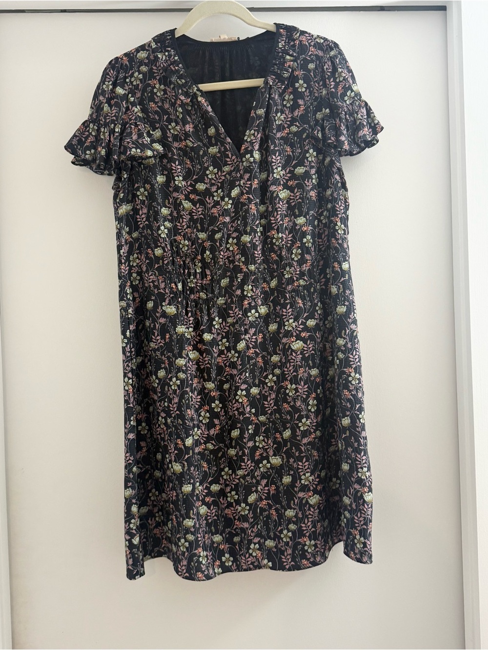 Rebecca Taylor 100% Silk Floral Ruffled V-Neck Mini Dress Sz 8 Dainty Feminine